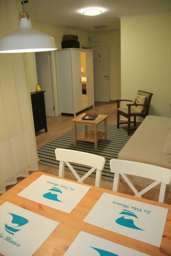 La Vela Blanca Apartment Roses Exterior photo